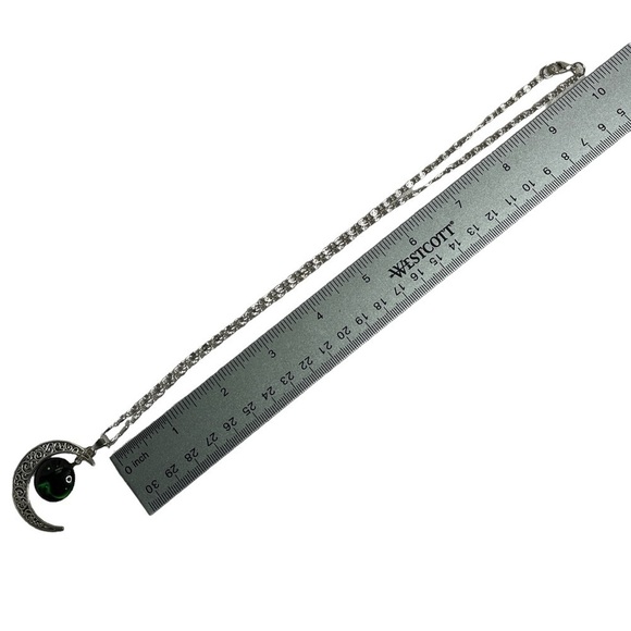 Moon pendant and chain Cancer zodiac New in Box - Picture 3 of 5